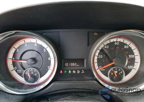 2013 Dodge Grand Caravan Sxt z USA, uszkodzony, nr VIN 2C4RDGCG3DR685197